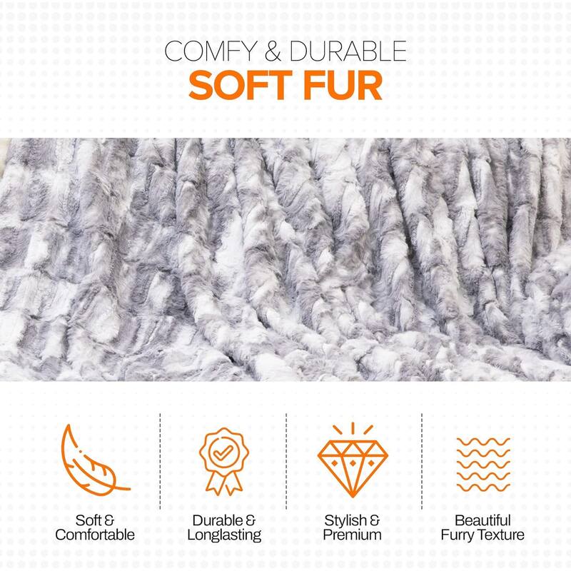 Cheer Collection Luxurious Soft Throw Blanket.
