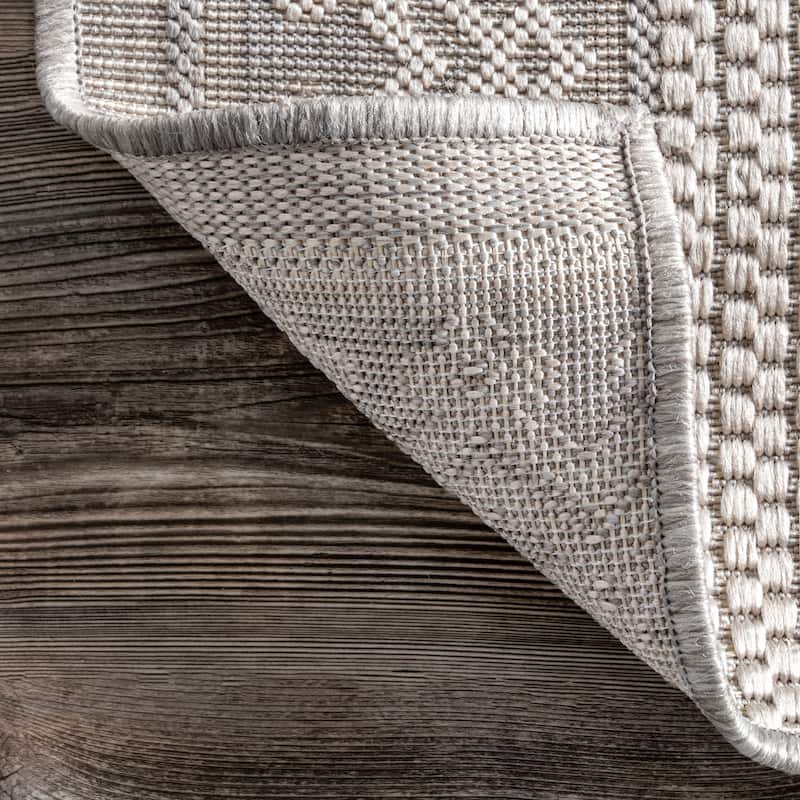 Nuloom Lowen Tribal Indoor/Outdoor Area Rug