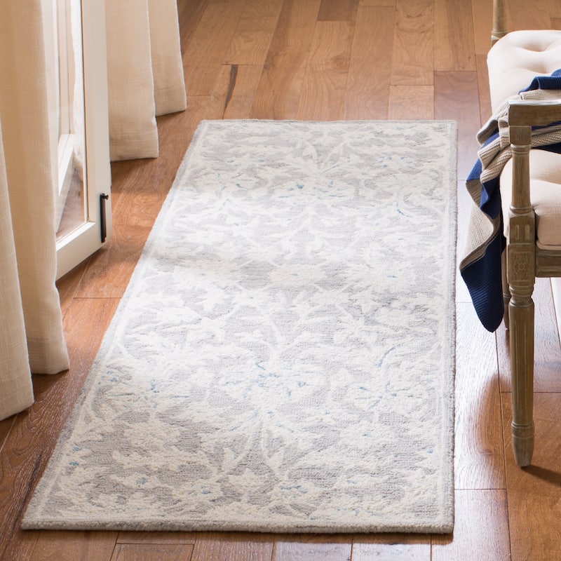 SAFAVIEH Handmade Micro-Loop Utta Wool Rug - 2'3" x 9' Runner - Grey/Ivory