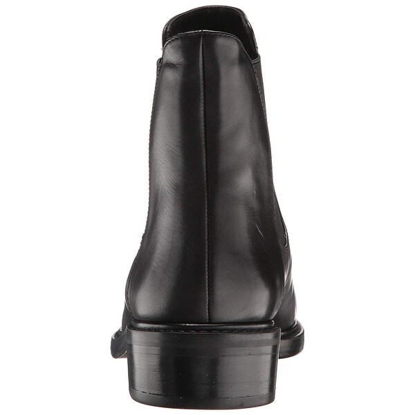 stuart weitzman gobi