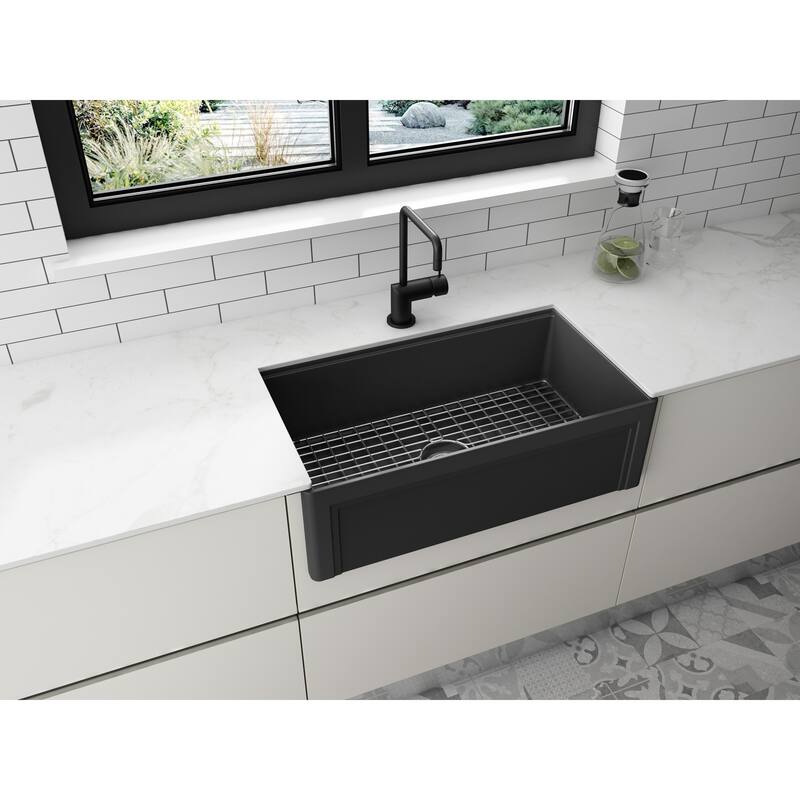 Devon 33in. Fireclay Workstation Reversible Farmhouse Kitchen Sink - 33 - Black