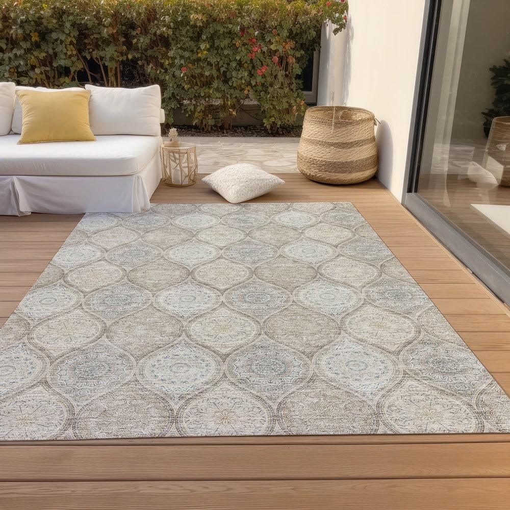 Machine Washable Indoor/ Outdoor Boho Mosaic Chantille Rug