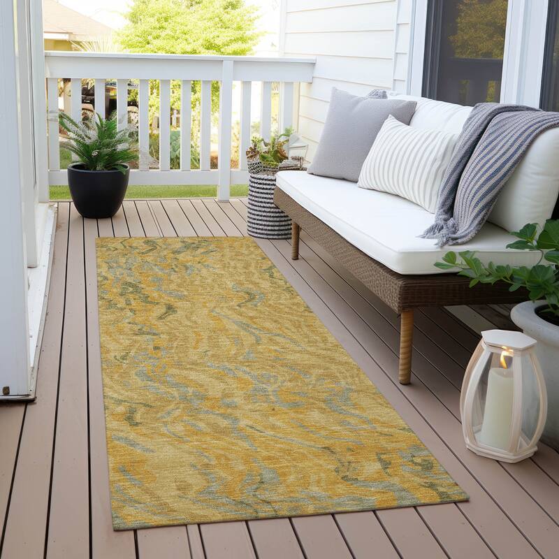 Machine Washable Indoor/ Outdoor Abstract Flow Chantille Rug
