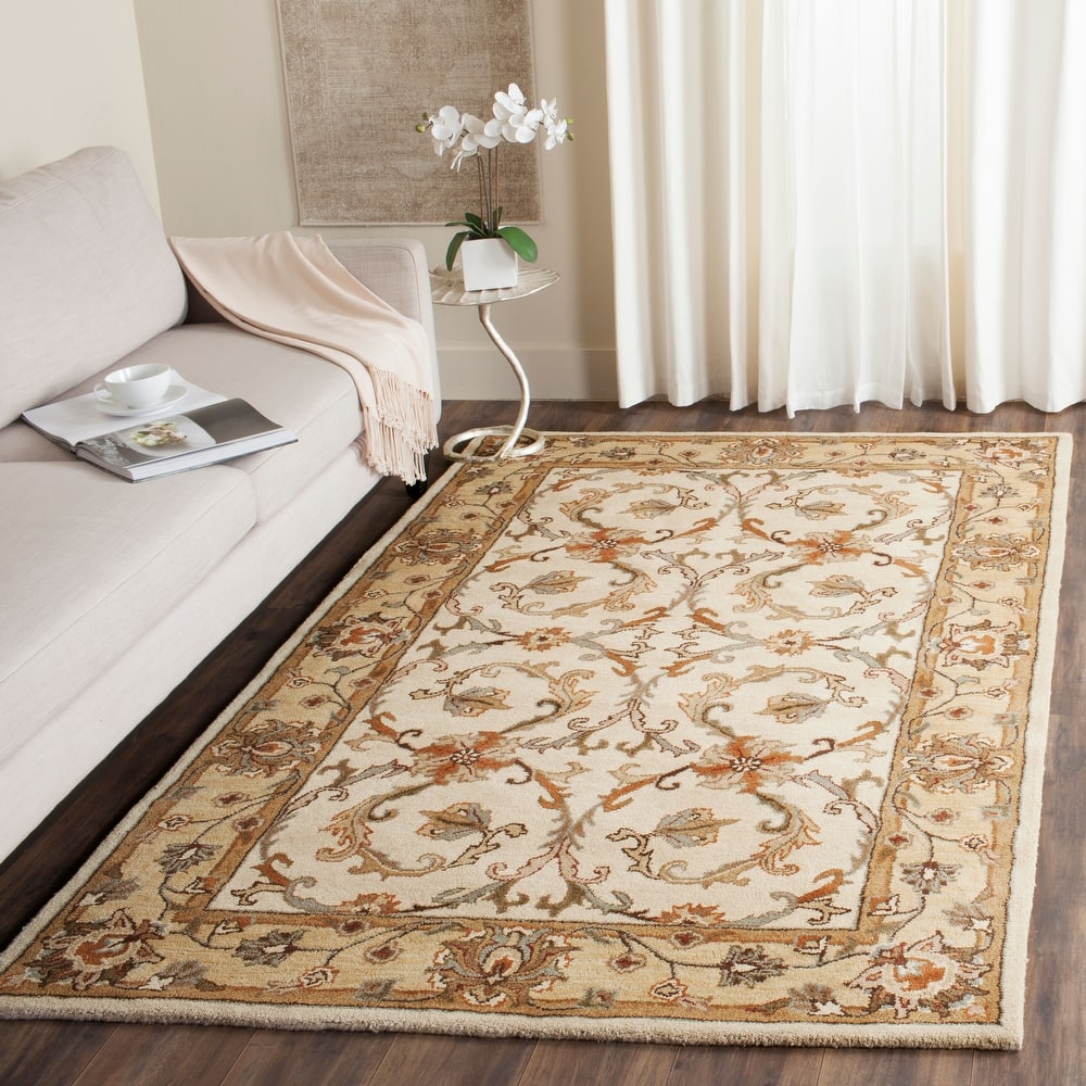 SAFAVIEH Handmade Heritage Annerike Traditional Oriental Wool Rug