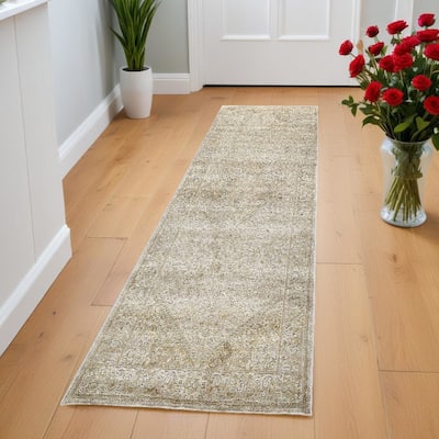 Zipes Power Loomed Stain Resistant Durable Area Rug By HomeRoots - 94' X '34' X '0.39