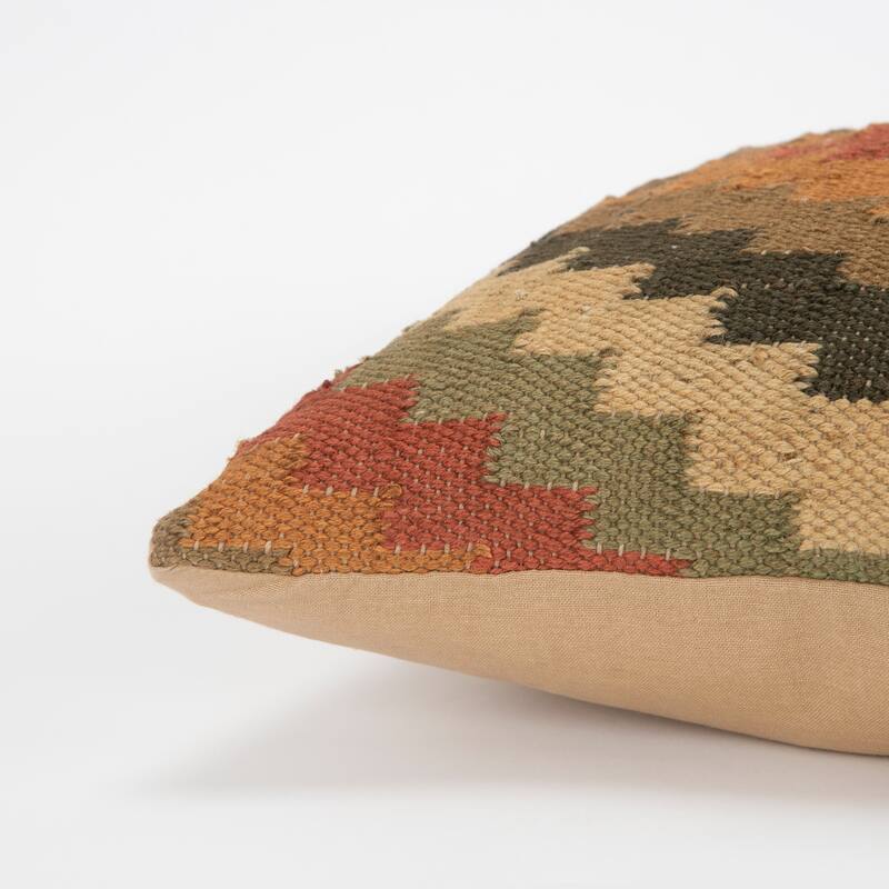 Rizzy Home Tan, Rust, and Brown Southwest Hand-crafted Throw Pillow