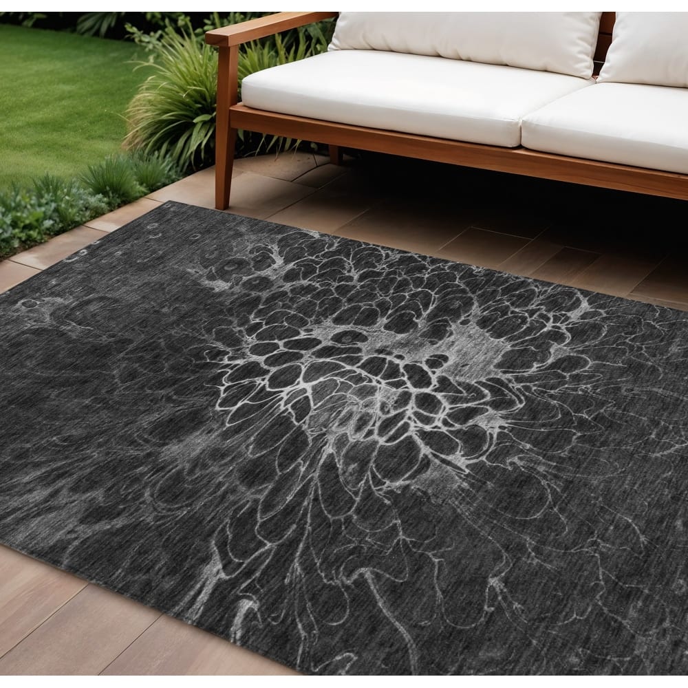 HomeRoots Abstract Transitional Rectangle Outdoor Rug