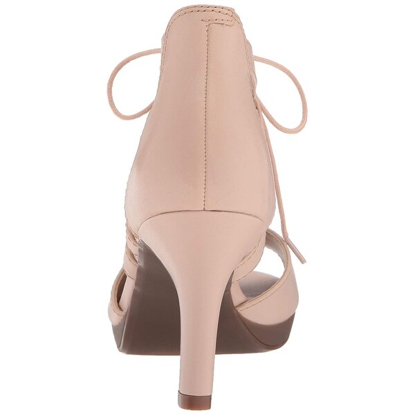 clarks adriel elaina
