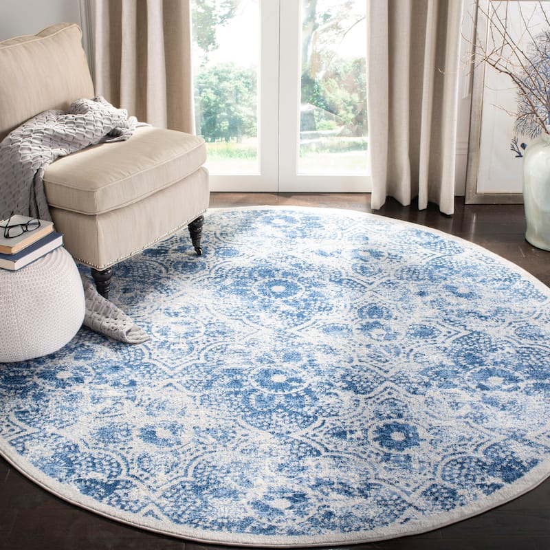 SAFAVIEH Brentwood Cira Traditional Oriental Rug