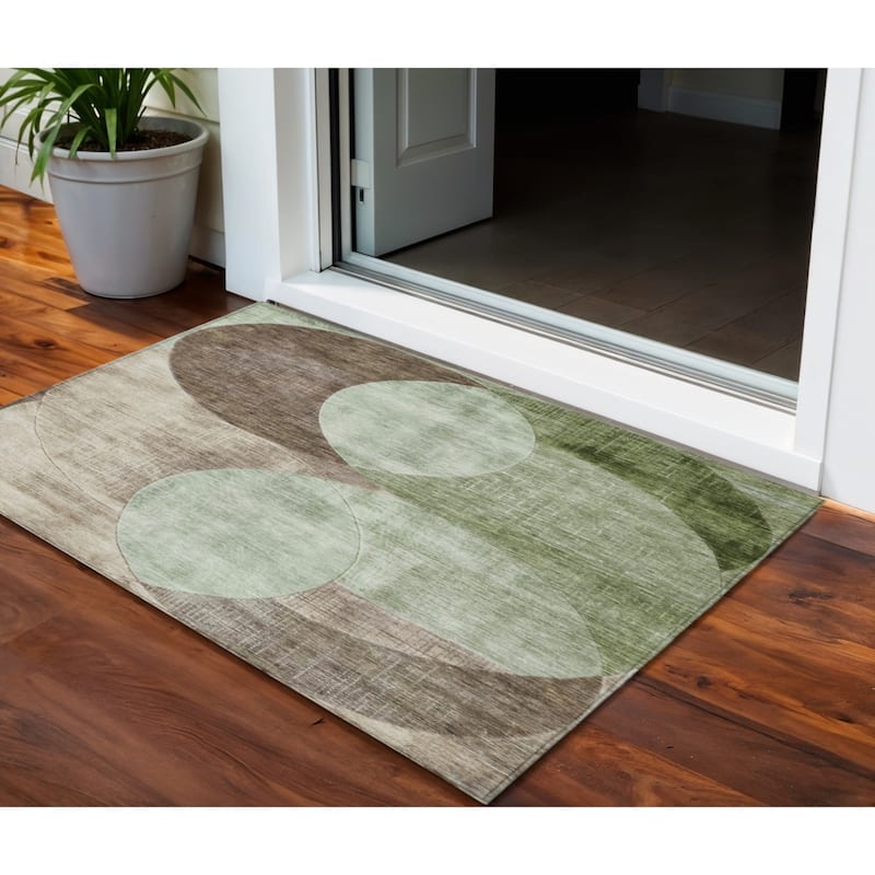 HomeRoots Geometric Transitional Rectangle Outdoor Rug - 3' x 5'
