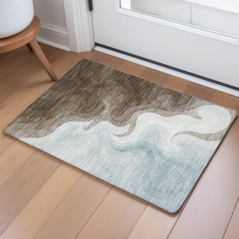 Machine Washable Indoor/ Outdoor Modern Dejuan Chantille Rug