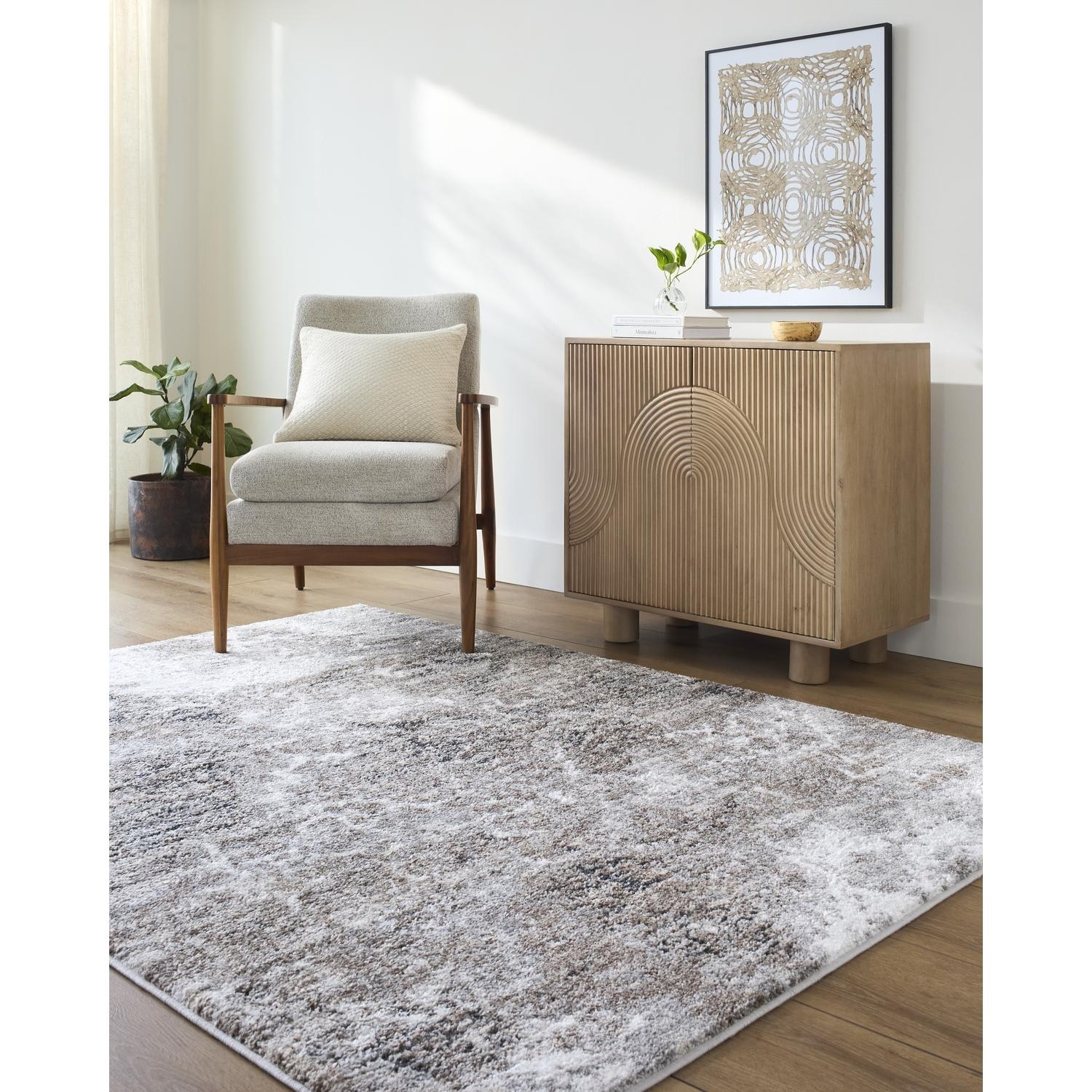 Livabliss Modern & Contemporary Andorra Plus Abstract Area Rug.