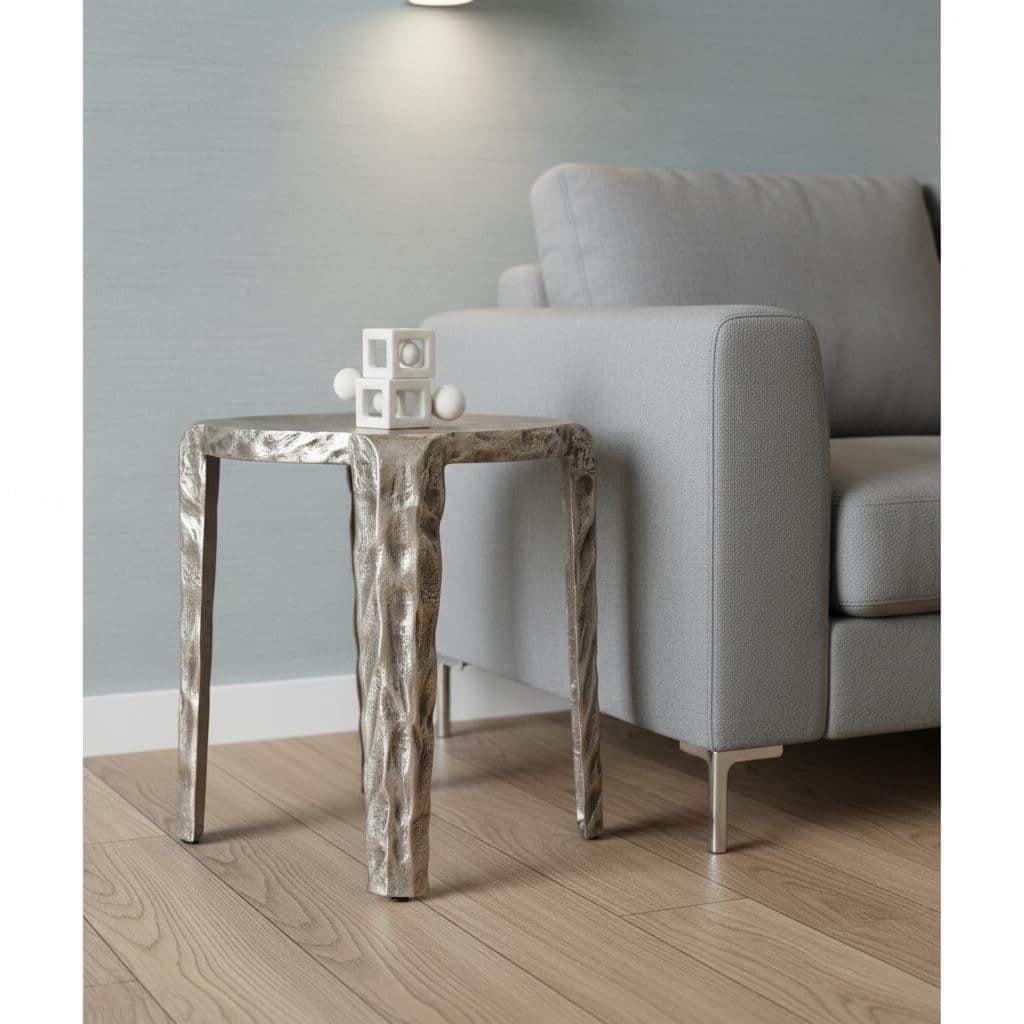 HomeRoots 20" Silver Iron and Metal Tray Table - 20.00 in. x 21.00 in. x 20.00 in.