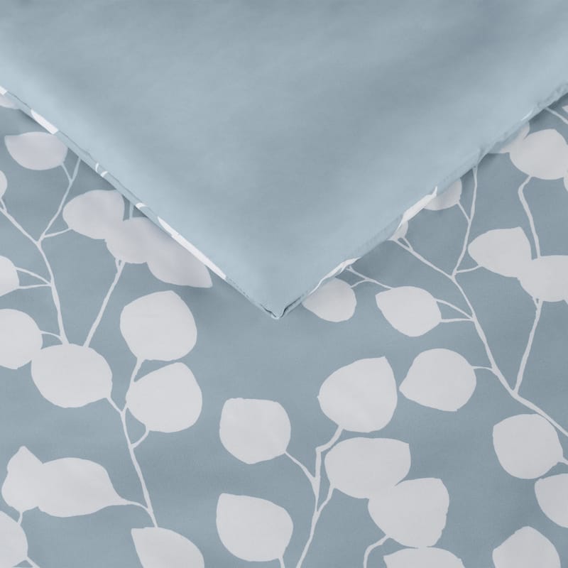 Serta Simply Clean Ellen Botanical Leaf Antimicrobial Comforter Set