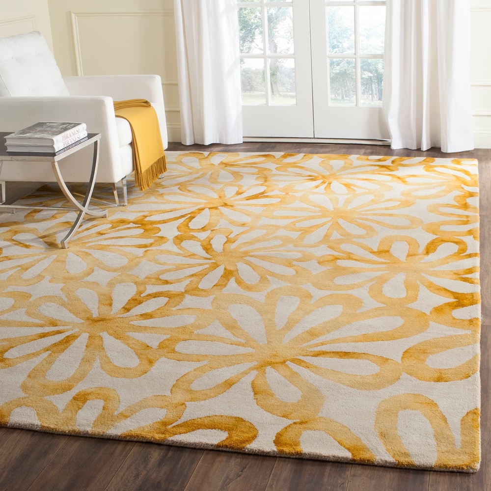 SAFAVIEH Handmade Dip Dye Maze Floral Watercolor Wool Rug