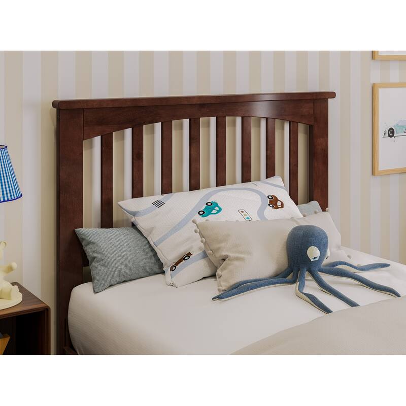 Everett Platform Bed with Panel Footboard and Storage Drawers