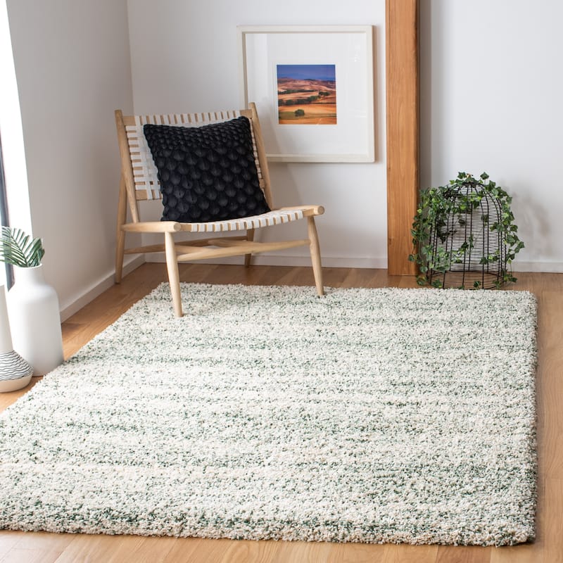 SAFAVIEH Hudson Shag Justine Modern 2-inch Thick Rug - 5'3" x 7'6" - Ivory/Green - Rectangle