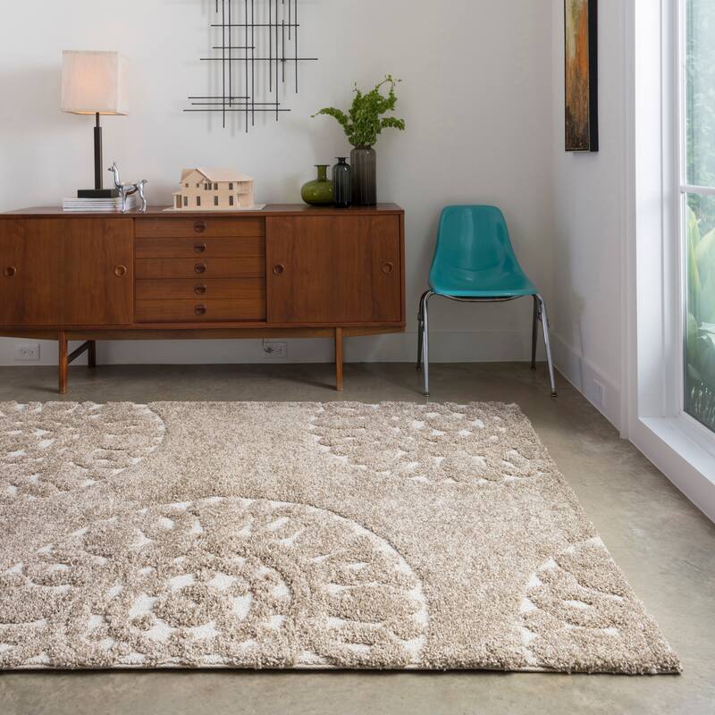Alexander Home Julian Medallion Shag Area Rug