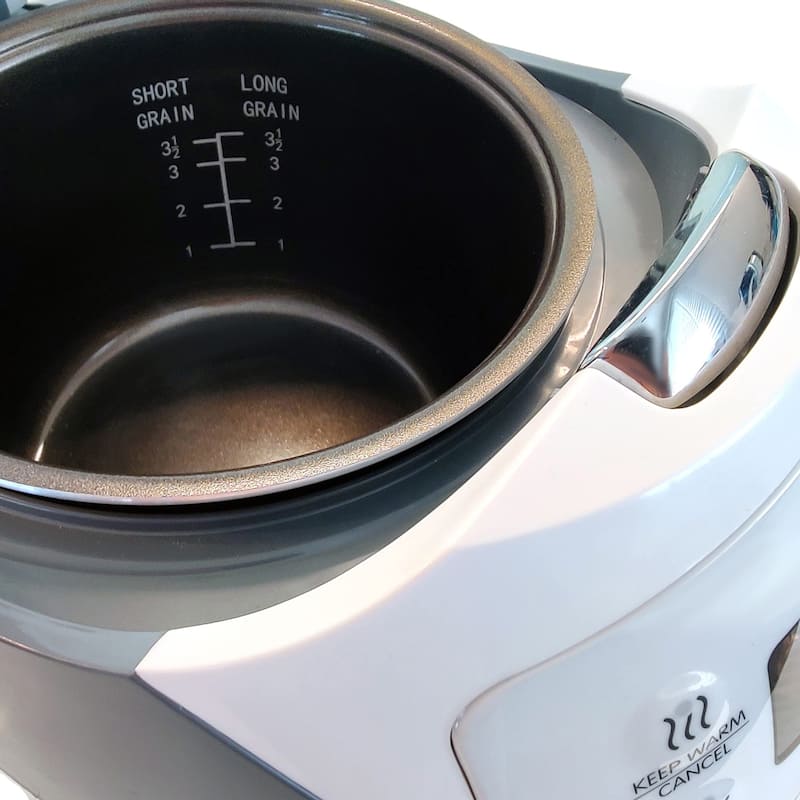 Rice Cooker With Bowl and Advanced Fuzzy Logic (3.5 cup, 0.63 litre) 4