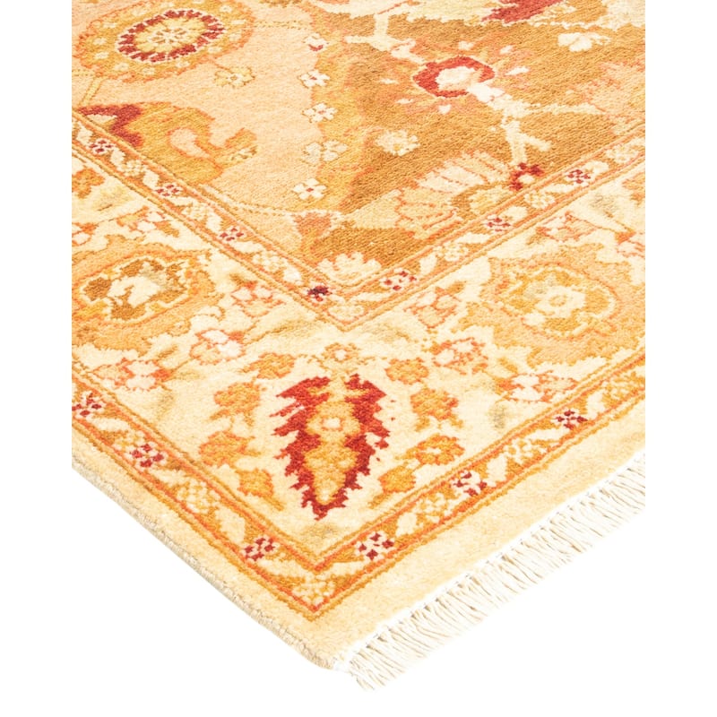 Overton Handknotted Wool Contemporary Floral Ivory Area Rug - 4' x 6'