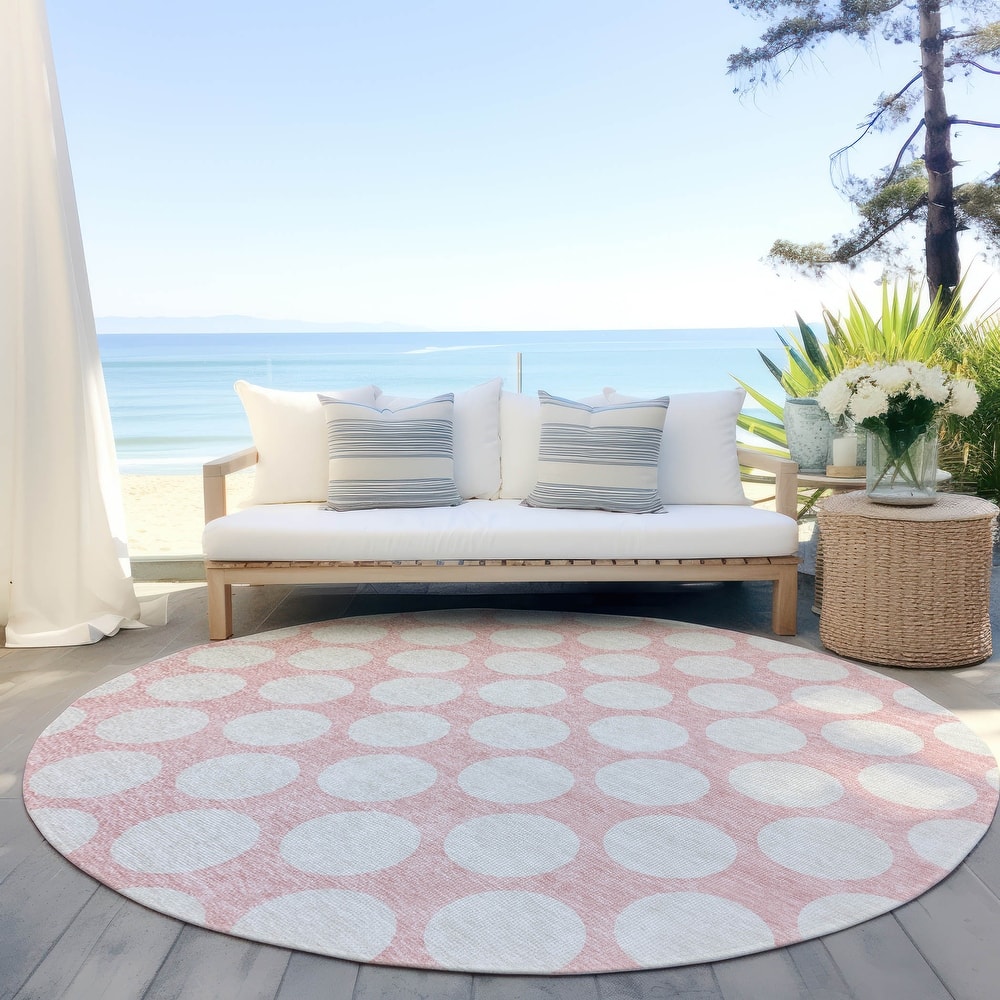 Machine Washable Indoor/ Outdoor Chantille Modern Dots Rug