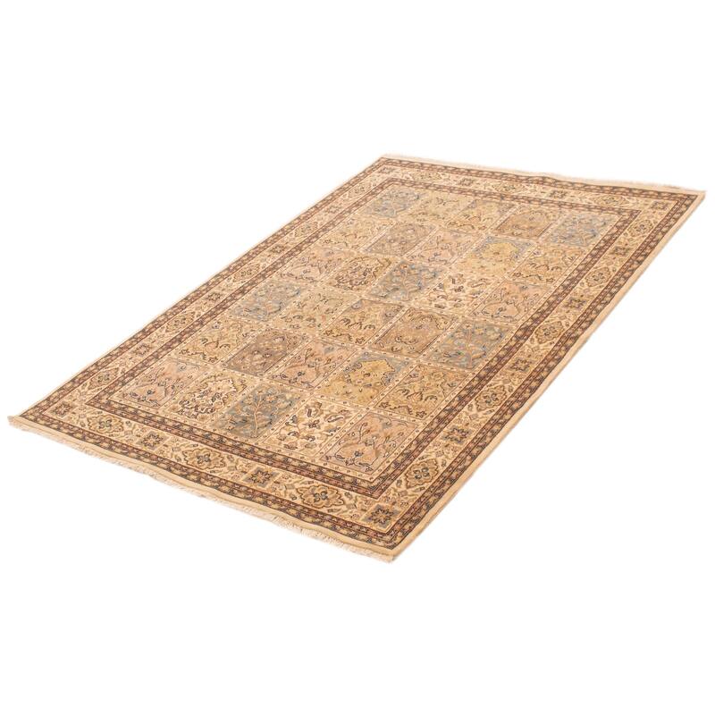 ECARPETGALLERY Hand-knotted Royal Sarough Cream Wool Rug - 5'5 x 7'10
