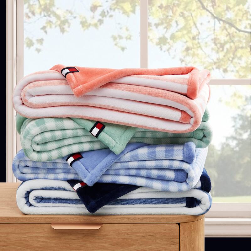 Tommy Hilfiger Printed Plush Reversible Throw Blanket