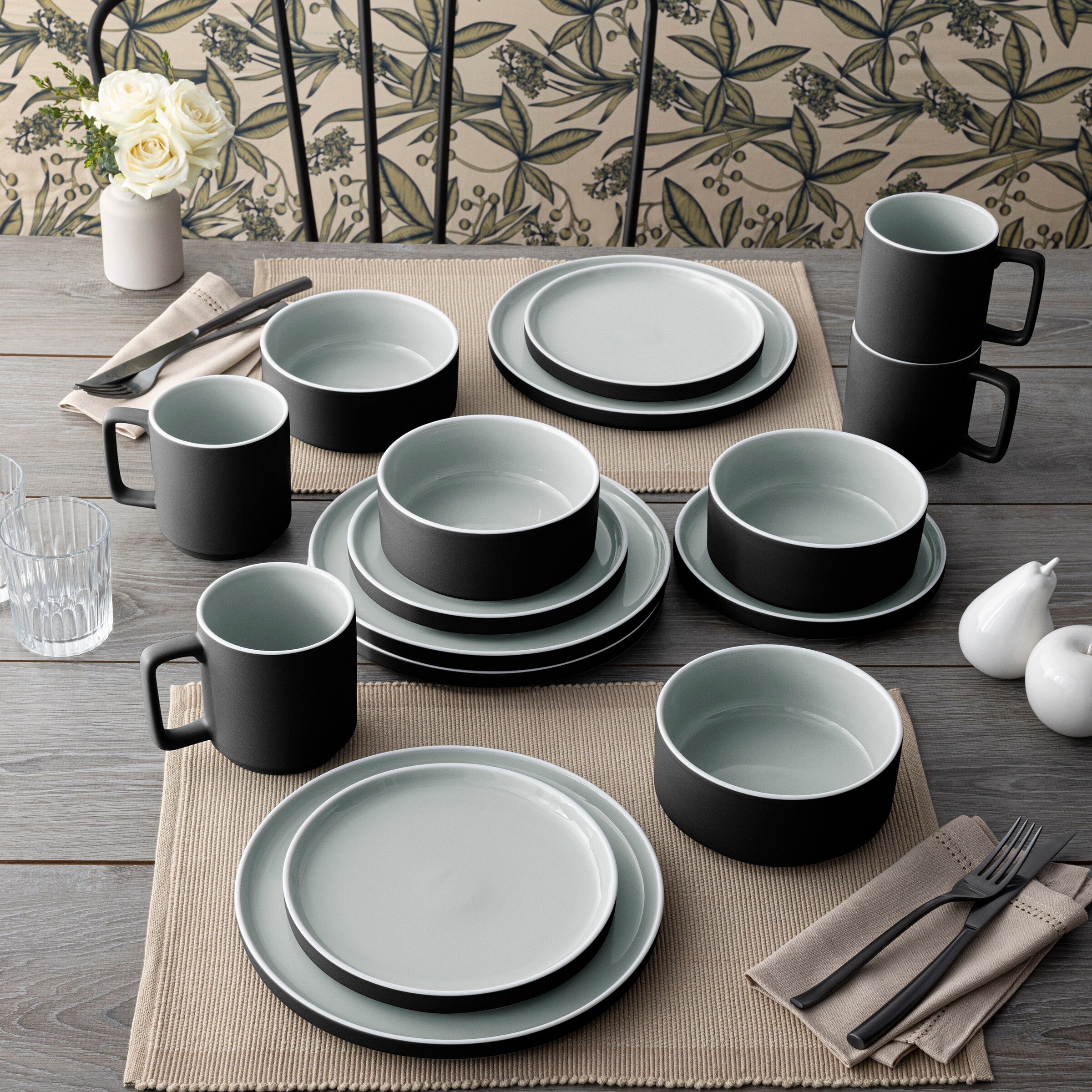 Noritake ColorTrio 16-Piece Stax Dinnerware Set, Service For 4