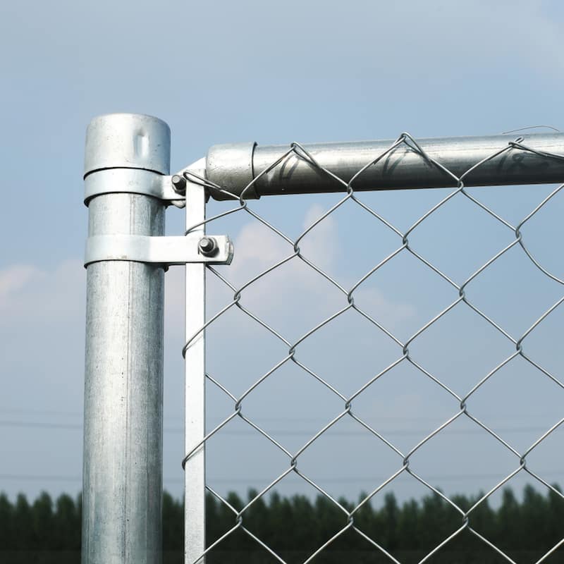 ALEKO Galvanized Steel 4 X 50 Feet Complete Kit Chain Link Fence 11.5 AWG