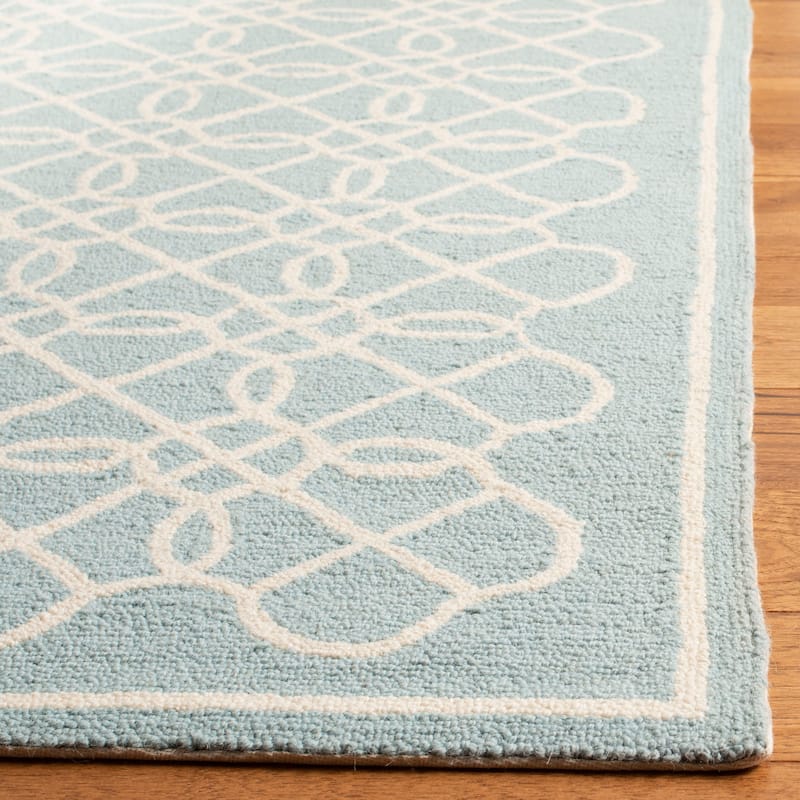 SAFAVIEH Handmade Chelsea Tuyet French Country Wool Rug