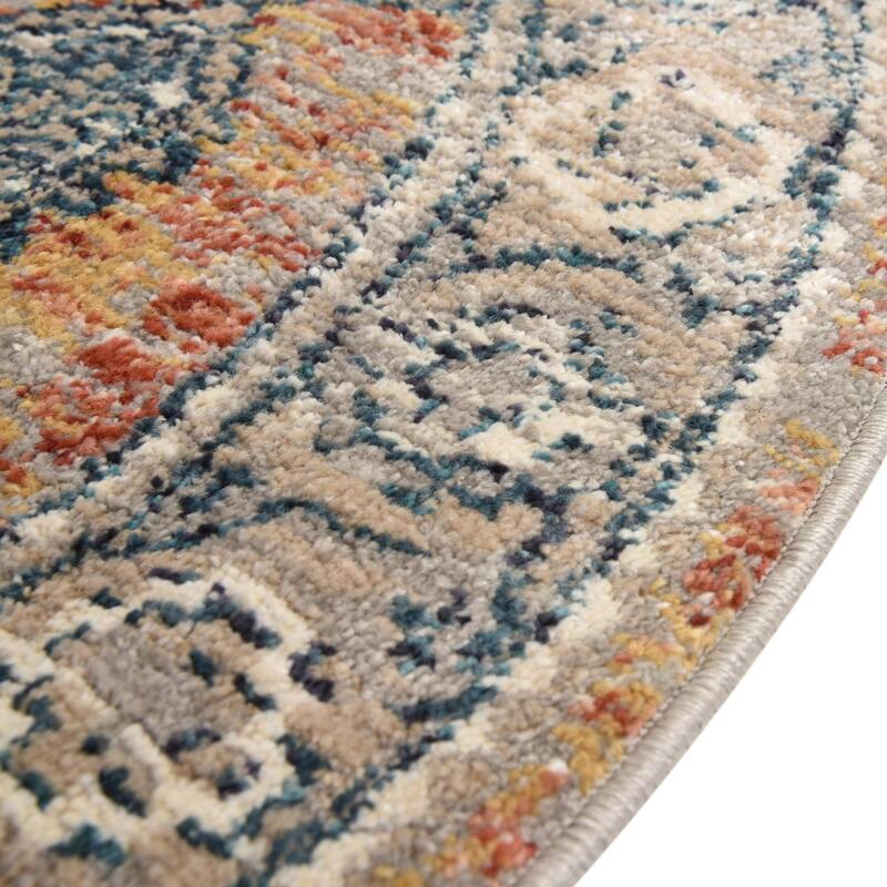 Traditional Nixa Collection Area Rug