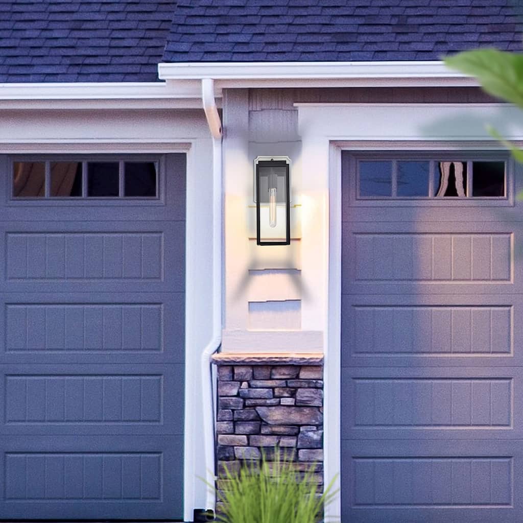 Practical 1-Light Outdoor Wall Lamp with Dusk to Dawn Sensor, Matte Black Finish - 14.5*5*7.25