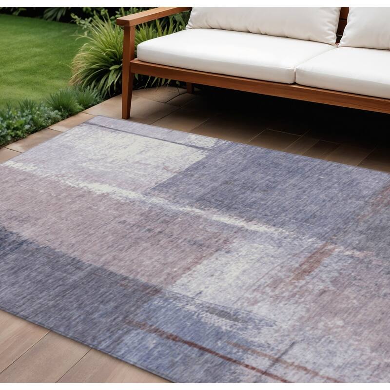 HomeRoots Abstract Transitional Rectangle Outdoor Rug - 9' X 12'