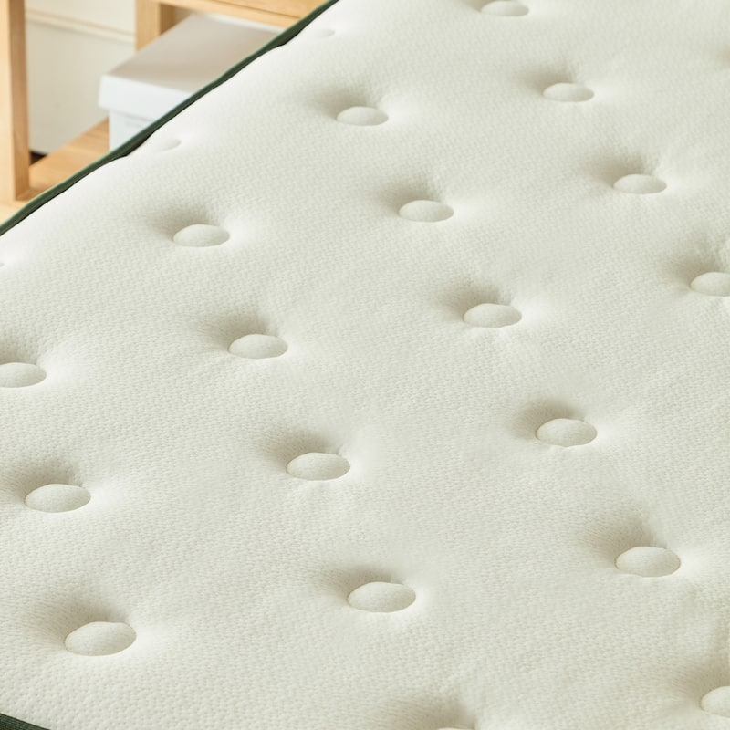 14 Inch Hybrid Mattress Medium Firm Pillow Top Mattress in a Box Comfort Foam for Pressure Relief
