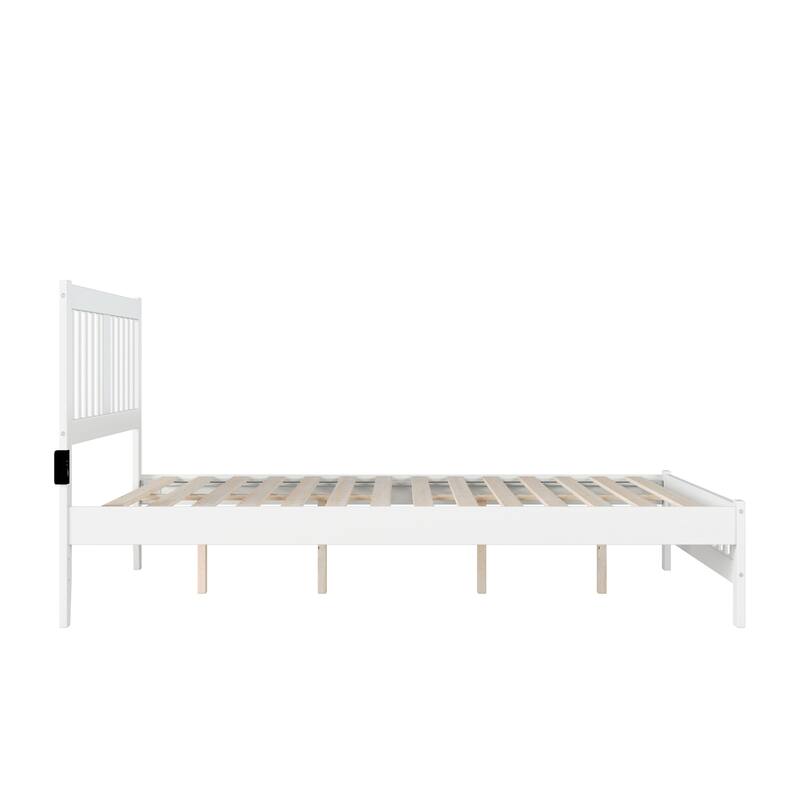 Victorian Bed with Footboard - Elegant Bedroom Furniture - Solid Wood Bed Frame - White Finish