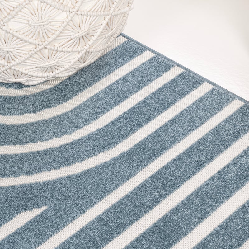 JONATHAN Y Finn High-Low MidCentury Modern Arch Stripe Two-Tone Indoor/Outdoor Rug
