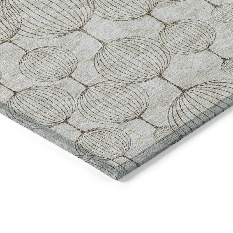 HomeRoots Geometric Transitional Rectangle Outdoor Rug