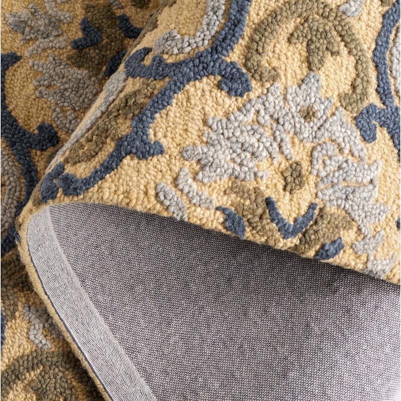 SAFAVIEH Handmade Blossom Parthenia Floral Wool Rug
