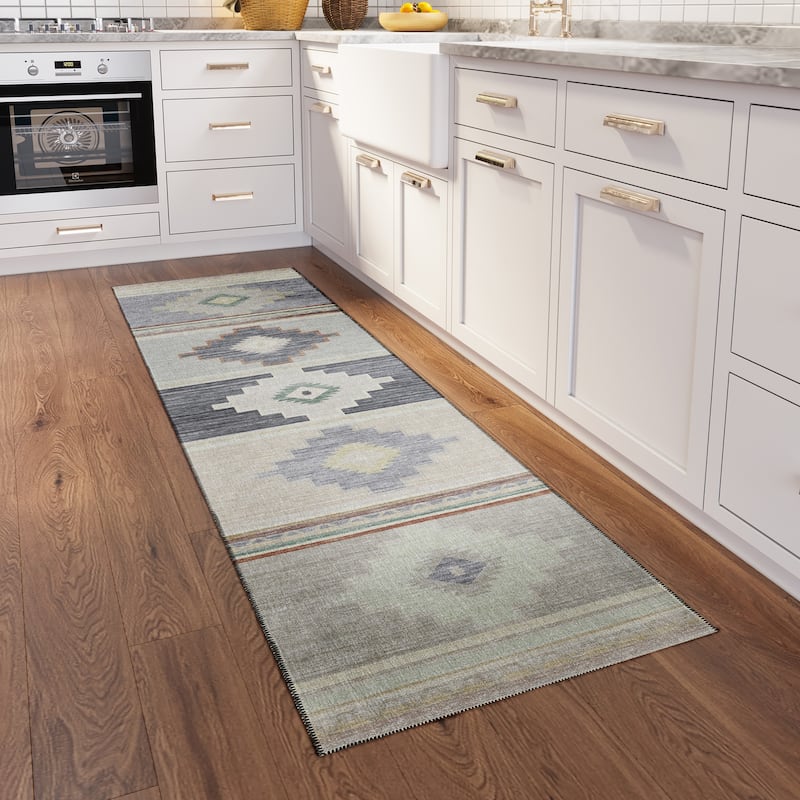 Indoor/ Outdoor Sonora Boho Medallions Washable Rug - 2'3" x 7'6" - Gray