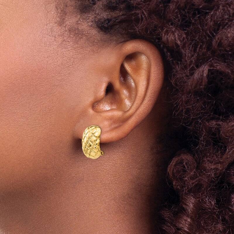 Curata 14k Yellow Gold Polished Quilted Non Pierced Omega Back Earrings - 17x12mm
