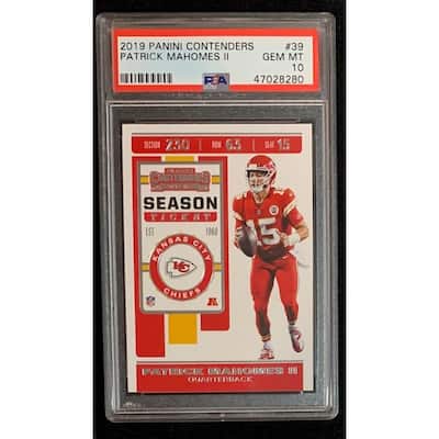 Patrick Mahomes 2019 Panini Contenders Football Card #39 Graded PSA 10 - 8'6" x 11'6"