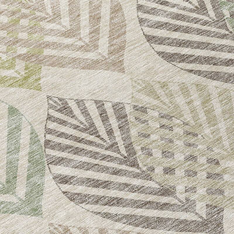 Machine Washable Indoor/ Outdoor Chantille Casual Palm Rug