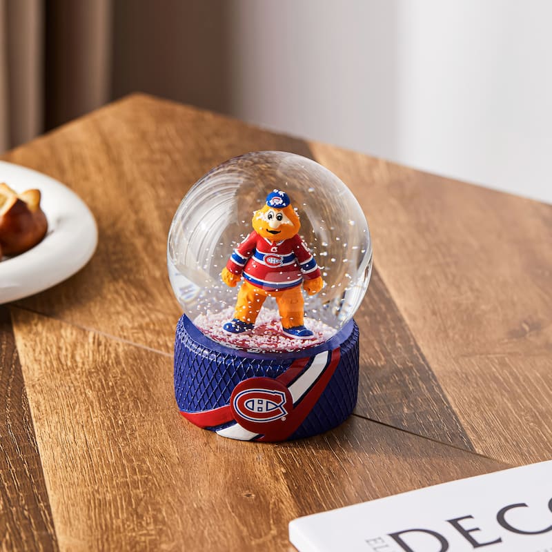 Montreal Canadiens 5 in. Glass Tabletop Snow Globe