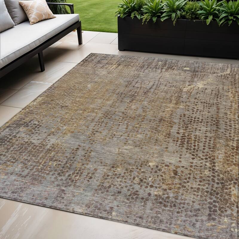 HomeRoots Abstract Transitional Rectangle Outdoor Rug - 5' X 8'