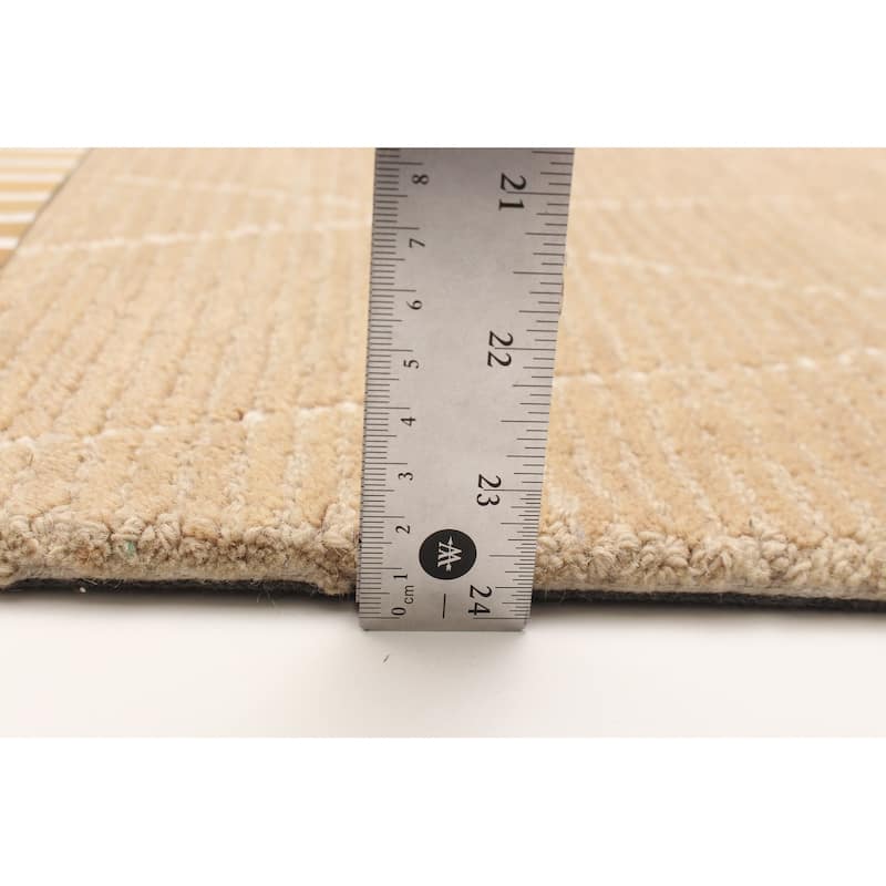ECARPETGALLERY Hand Tufted Timeless Tan Wool Rug - 5'1 x 8'0