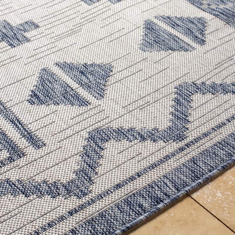 Livabliss Kyrah Boho Geometric Indoor/ Outdoor Area Rug