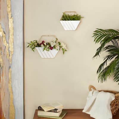 White Metal Indoor Outdoor Hanging Geometric Indoor Outdoor Wall Planter (Set of 2) - S/2 10", 9"H
