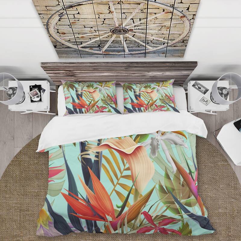 Designart 'Tropical VIntage Flowers II' Tropical Duvet Cover Set