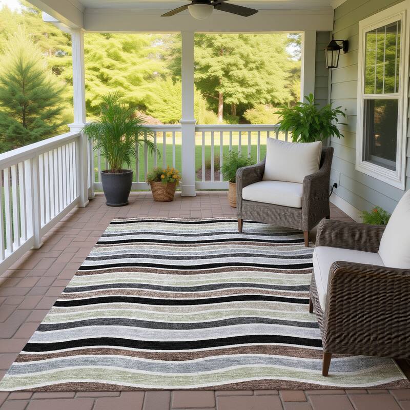 Machine Washable Indoor/ Outdoor Contemporary Stripe Chantille Rug