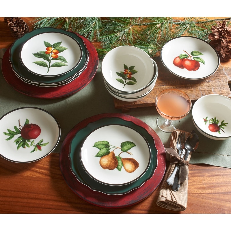 4 222 Fifth WINTER HARMONY Dinner Plate Set Christmas Poinsettia Red White Berry 